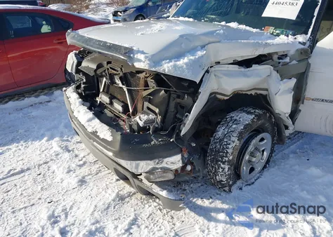 2004 Chevrolet Silverado 1500 Work Truck из США, поврежденный, VIN 1GCEC14V84Z325599